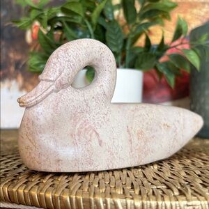 Vintage Hand Carved Kenyan Soapstone Swan Figure Or Paperweight